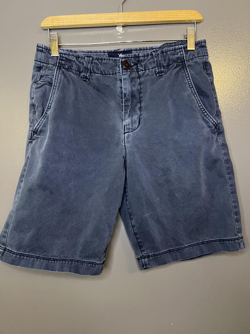 American Eagle Shorts Mens 28 Blue Classic Chino Flat Front Cotton Canvas Casual